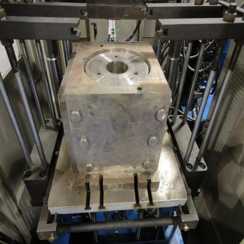 橡膠合金材料傳動(dòng)件數(shù)控加工設(shè)備的技術(shù)解析與應(yīng)用